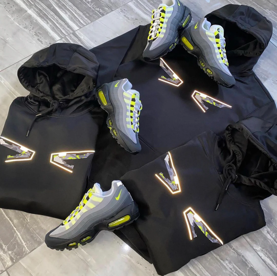 Digitaleyes Hood NEON